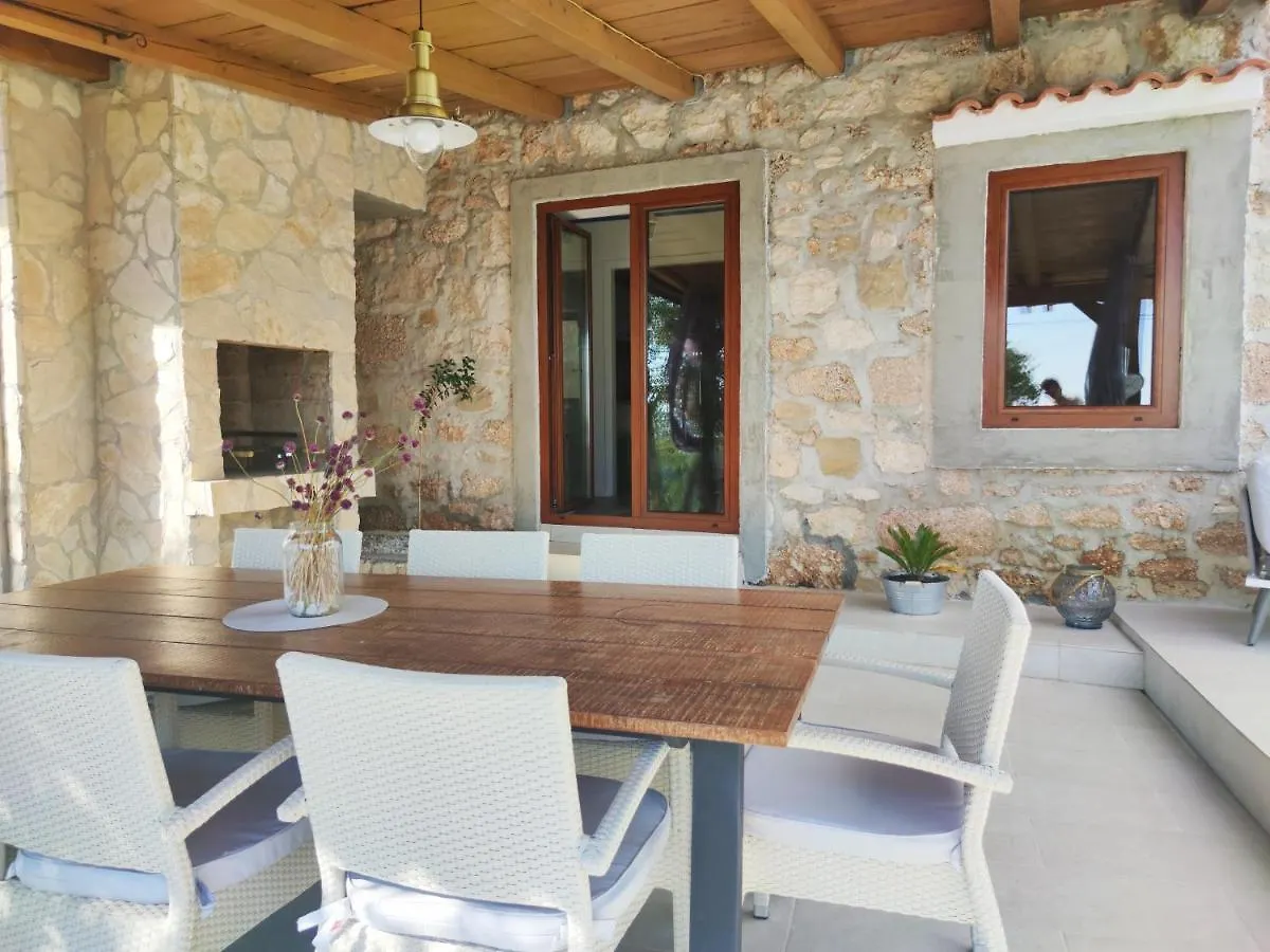 Stone Hause Noa Villa Banjol