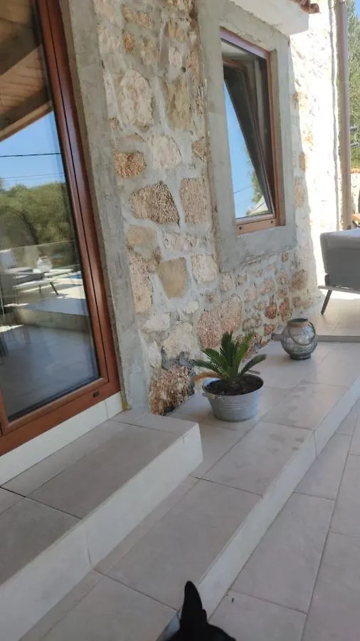 Stone Hause Noa Villa Banjol 0*,  Croatia