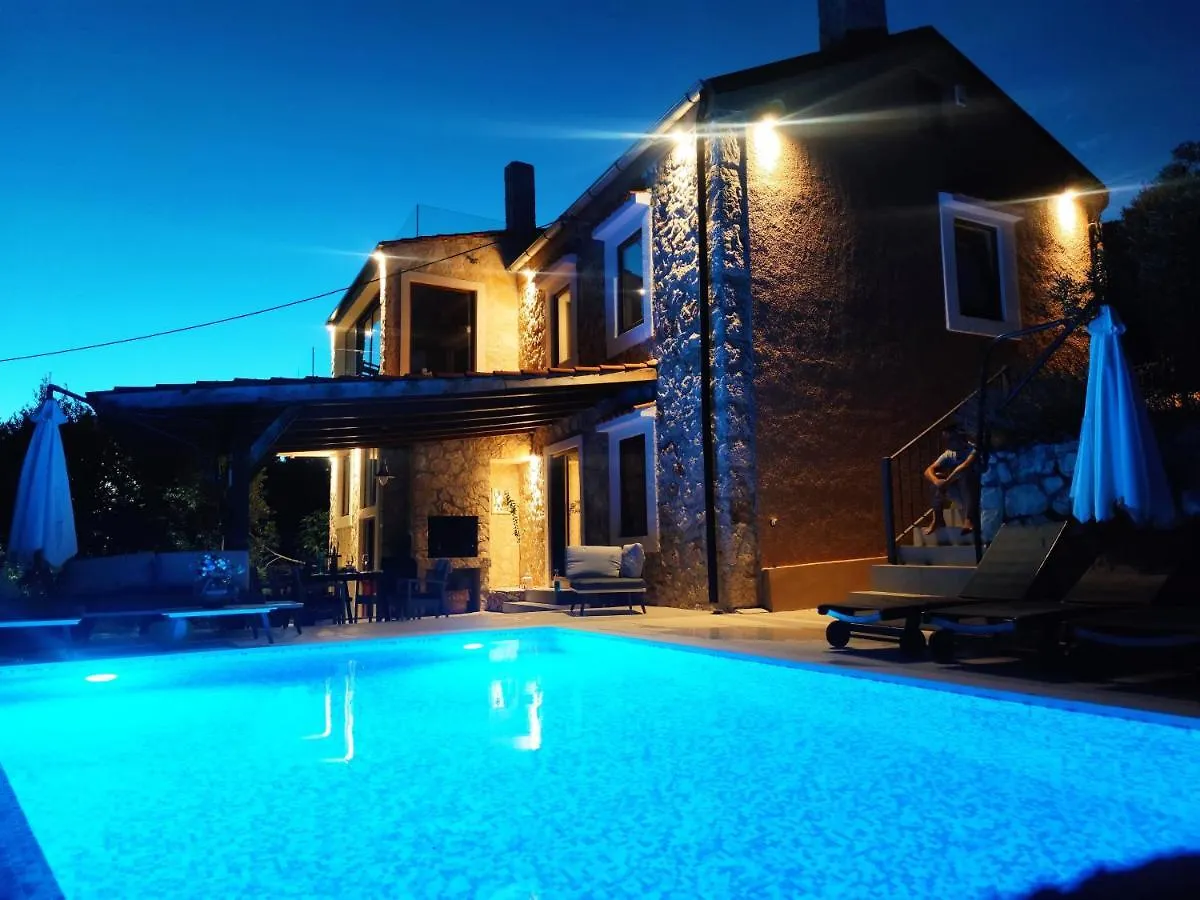 Stone Hause Noa Villa Banjol