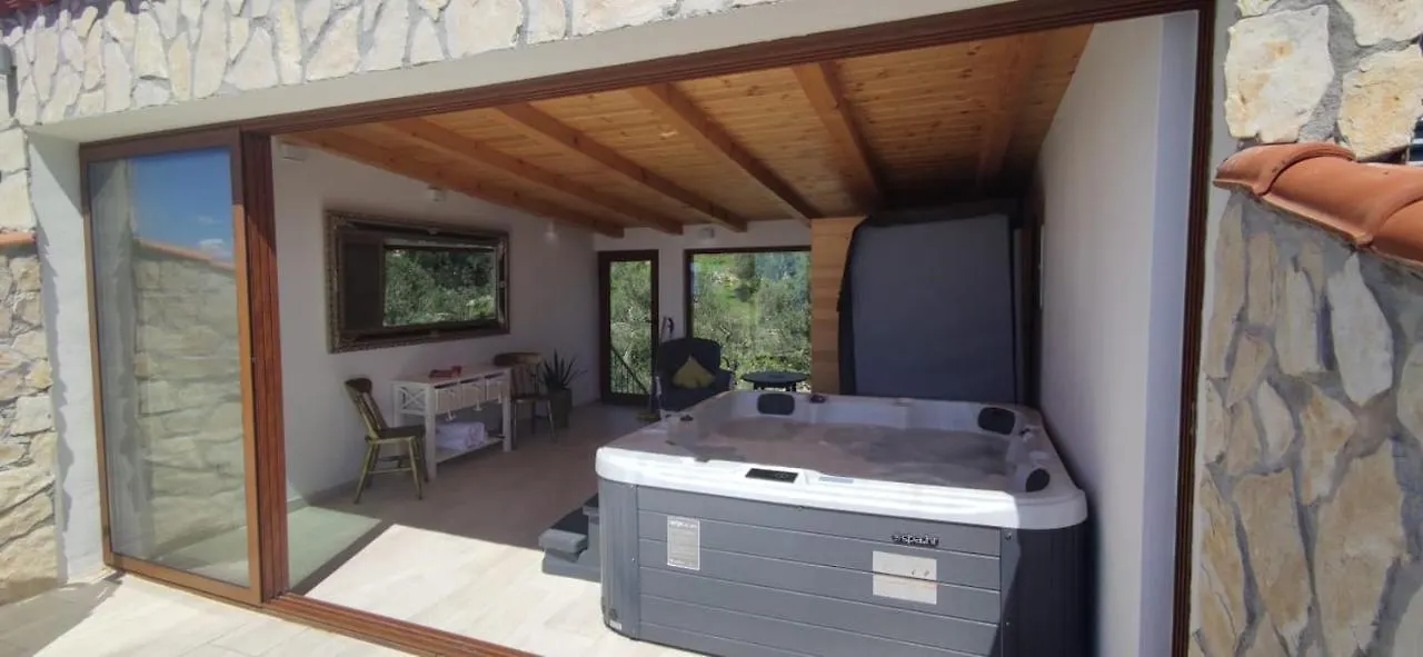 Stone Hause Noa Villa Banjol